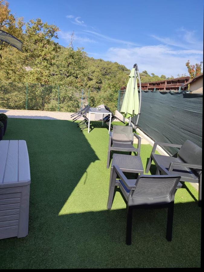F1 Avec Un Espace Jardin Gattières Exterior foto